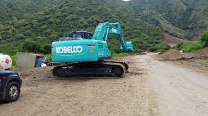 Alquiler de Retroexcavadora - Excavadora SK210 en Manizales, Caldas, Colombia