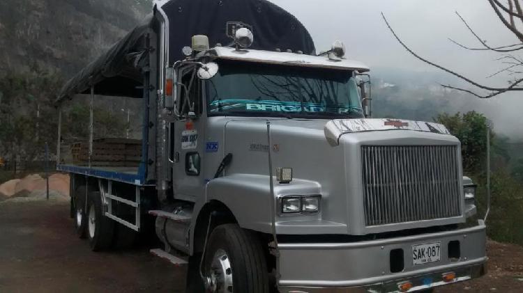 Transporte en Camión Dobletroque de 15 ton en Tunja, Boyacá, Colombia